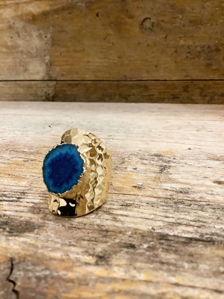 Bijou De Sac Ou Porte-clé Hippacampe Argenté Avec Grande Druzy Agate Bleue