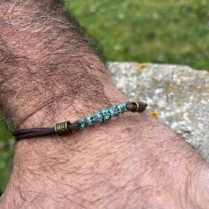 Leandro porté bracelet