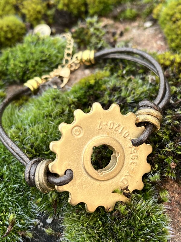 Penna bracelet doré