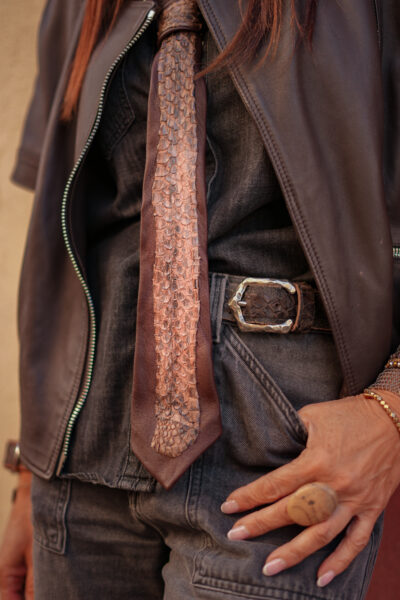 CRAVATE SAVANNA PYTHON