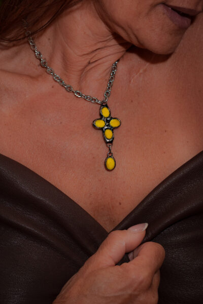COLLIER ERIKA JAUNE