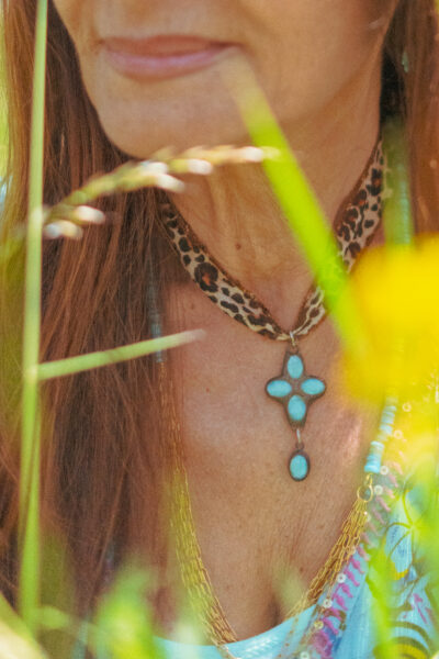 COLLIER FLORES TURQUOISE