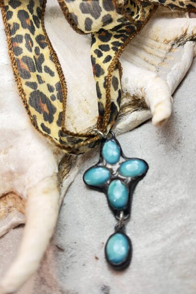 COLLIER FLORES TURQUOISE