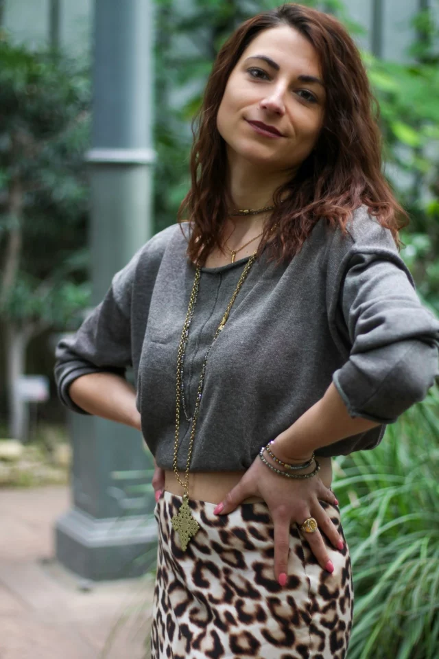 🐆 Laissez-vous transporter au cœur de la savane et des tropiques avec notre drop de bijoux "Allure Sauvage". La nature rencontre l’élégance, pour sublimer chaque moment avec une touche sauvage et raffinée. 🌞 Retrouvez les bijoux suivants sur notre site internet : - Collier Diosy doré - Sautoir Drop - Sautoir Clover - Bague Madone - Bracelet Eva argent - Bracelet Tali 🦎 www.iguan.fr 📸 : @maelle.lopez_