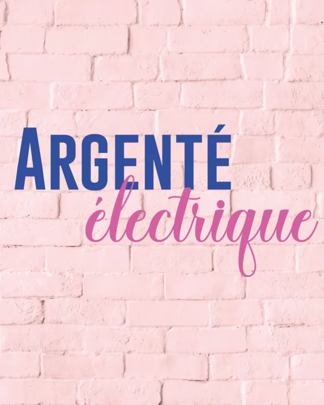 ✨ Valérie rayonne sous les premiers rayons du soleil, parée de ses bijoux argentés ✨ Elle porte le collier Rosa, les sautoirs Golden et Clover, ainsi que les manchettes Willa et Kathy qui capturent la lumière comme jamais. Vous pouvez retrouver nos créations sur notre site internet : 🛍️ : www.iguan.fr 🦎 👗 : Itaparica #BijouxArgentés #LookEnSoleillé #bijoux #creatricedebijoux #creatrice #madewithlove